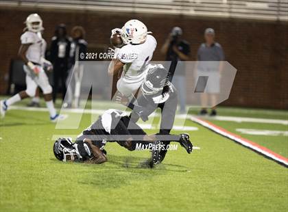 Thumbnail 2 in Veterans vs Houston County photogallery.