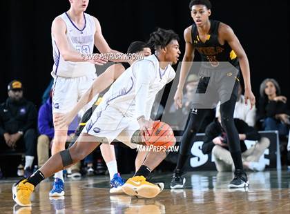 Thumbnail 1 in O'Dea vs. Garfield (WIAA 3A Final) photogallery.