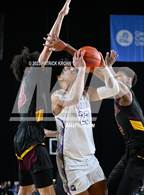 Photo from the gallery "O'Dea vs. Garfield (WIAA 3A Final)"