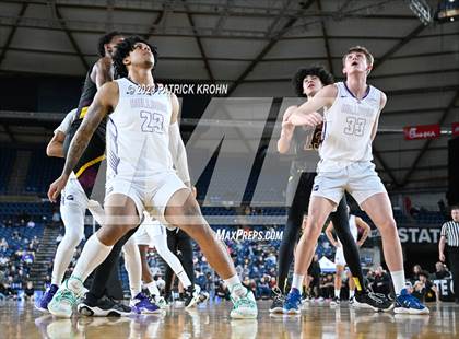 Thumbnail 1 in O'Dea vs. Garfield (WIAA 3A Final) photogallery.