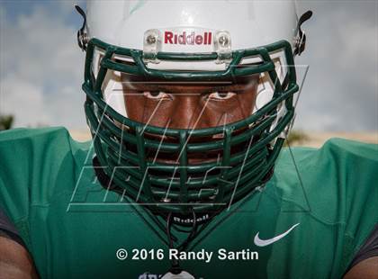 Thumbnail 3 in Miami Central (2016 Preseason Top 25 Early Contenders Photo Shoot)  photogallery.
