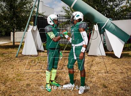 Thumbnail 2 in Miami Central (2016 Preseason Top 25 Early Contenders Photo Shoot)  photogallery.