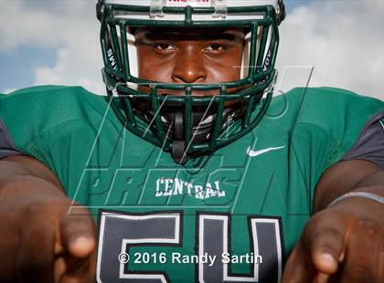 Thumbnail 1 in Miami Central (2016 Preseason Top 25 Early Contenders Photo Shoot)  photogallery.