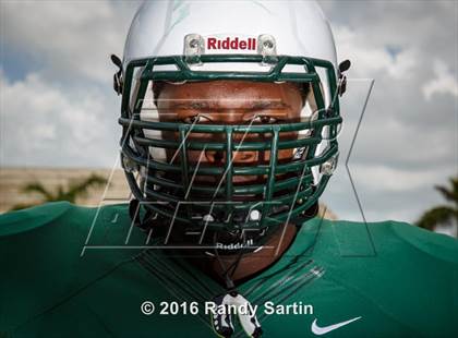 Thumbnail 2 in Miami Central (2016 Preseason Top 25 Early Contenders Photo Shoot)  photogallery.