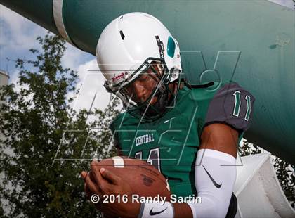 Thumbnail 1 in Miami Central (2016 Preseason Top 25 Early Contenders Photo Shoot)  photogallery.