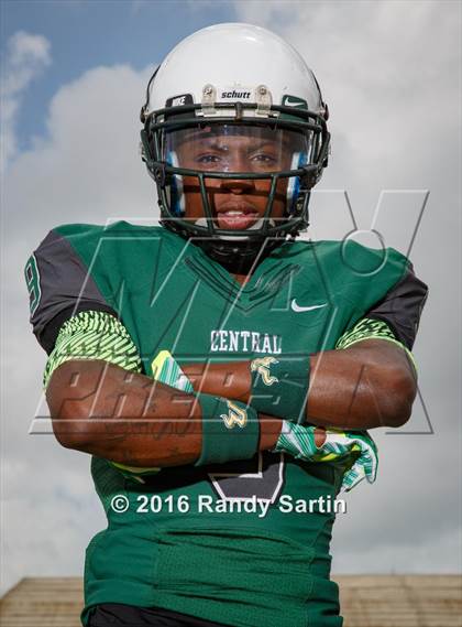 Thumbnail 1 in Miami Central (2016 Preseason Top 25 Early Contenders Photo Shoot)  photogallery.