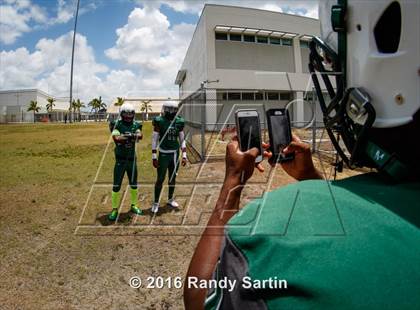 Thumbnail 1 in Miami Central (2016 Preseason Top 25 Early Contenders Photo Shoot)  photogallery.