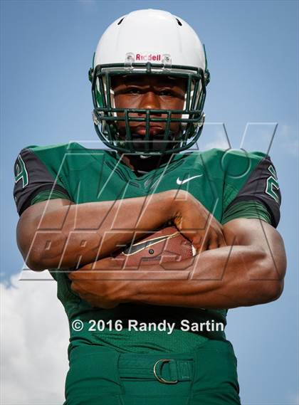 Thumbnail 3 in Miami Central (2016 Preseason Top 25 Early Contenders Photo Shoot)  photogallery.