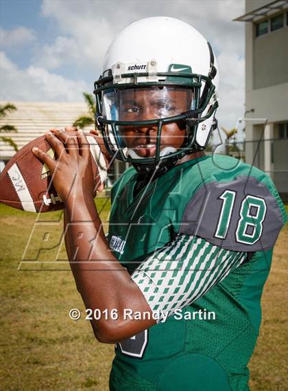 Thumbnail 2 in Miami Central (2016 Preseason Top 25 Early Contenders Photo Shoot)  photogallery.