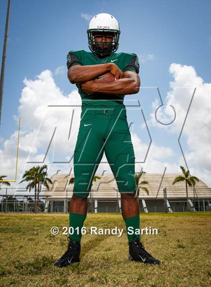Thumbnail 2 in Miami Central (2016 Preseason Top 25 Early Contenders Photo Shoot)  photogallery.