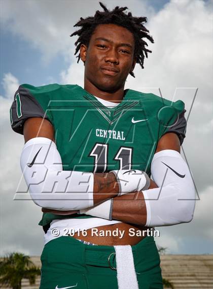 Thumbnail 2 in Miami Central (2016 Preseason Top 25 Early Contenders Photo Shoot)  photogallery.