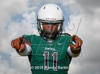 Thumbnail 3 in Miami Central (2016 Preseason Top 25 Early Contenders Photo Shoot)  photogallery.