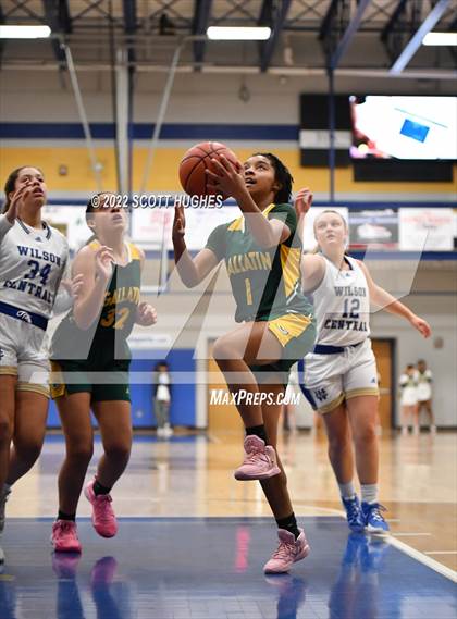 Thumbnail 3 in Gallatin @ Wilson Central photogallery.