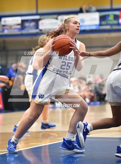Thumbnail 3 in Gallatin @ Wilson Central photogallery.