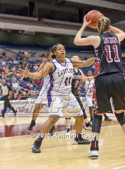 Thumbnail 2 in Weimar vs. Gruver (UIL 2A Semifinal) photogallery.