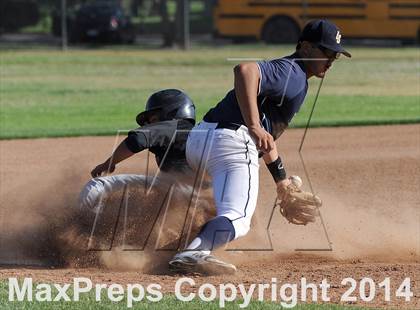 Thumbnail 3 in Tustin @ La Salle photogallery.