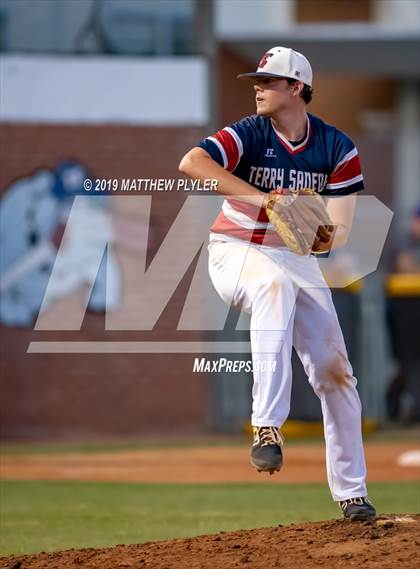 Thumbnail 2 in Eastern Wayne vs. Terry Sanford (NCHSAA 2nd Round Playoff) photogallery.