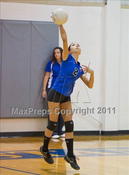 Thumbnail 2 in Northside Christian vs.  St. Petersburg Catholic photogallery.