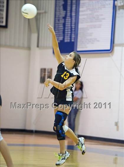 Thumbnail 3 in Northside Christian vs.  St. Petersburg Catholic photogallery.