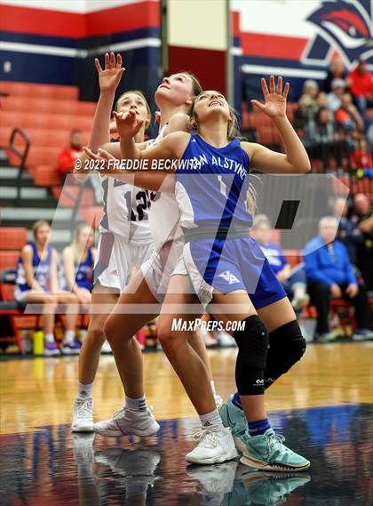 Thumbnail 1 in Van Alstyne @ Aubrey photogallery.