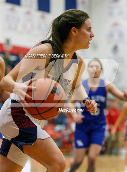 Thumbnail 1 in Van Alstyne @ Aubrey photogallery.