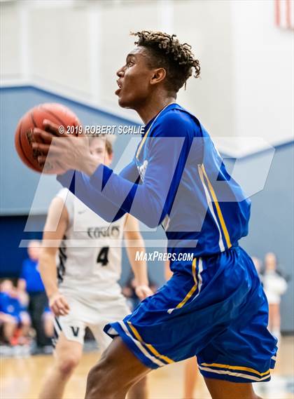 Thumbnail 3 in Del Campo @ Vista del Lago photogallery.