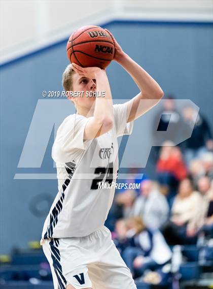 Thumbnail 3 in Del Campo @ Vista del Lago photogallery.