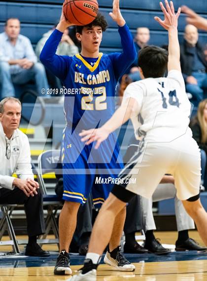 Thumbnail 3 in Del Campo @ Vista del Lago photogallery.