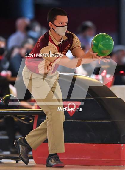 Thumbnail 2 in LHSAA Bowling Playoffs (Round 1, 11AM,  Kenner Lanes) photogallery.