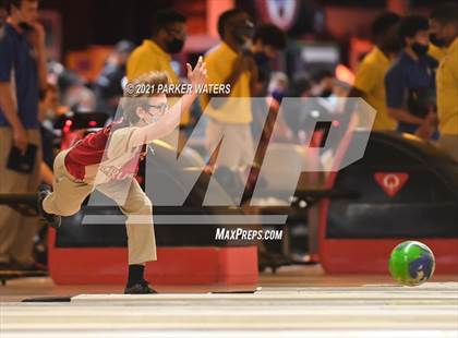 Thumbnail 2 in LHSAA Bowling Playoffs (Round 1, 11AM,  Kenner Lanes) photogallery.