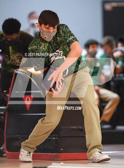 Thumbnail 1 in LHSAA Bowling Playoffs (Round 1, 11AM,  Kenner Lanes) photogallery.