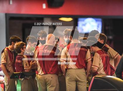 Thumbnail 1 in LHSAA Bowling Playoffs (Round 1, 11AM,  Kenner Lanes) photogallery.