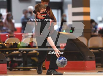 Thumbnail 3 in LHSAA Bowling Playoffs (Round 1, 11AM,  Kenner Lanes) photogallery.