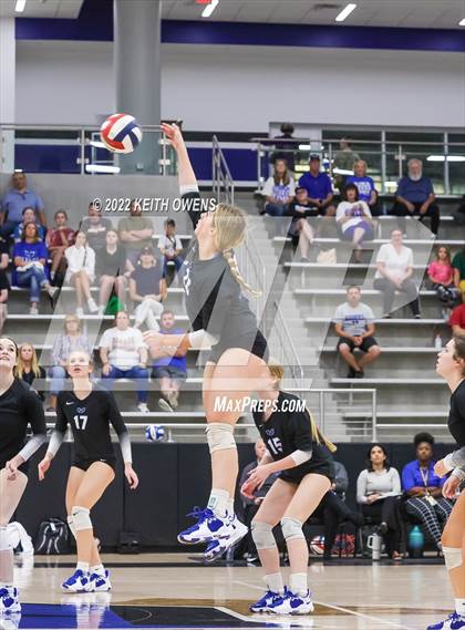 Thumbnail 1 in Plano West @ Hebron photogallery.
