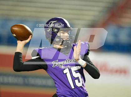 Thumbnail 3 in Bryant vs. Fayetteville (AAA 7A Final) photogallery.