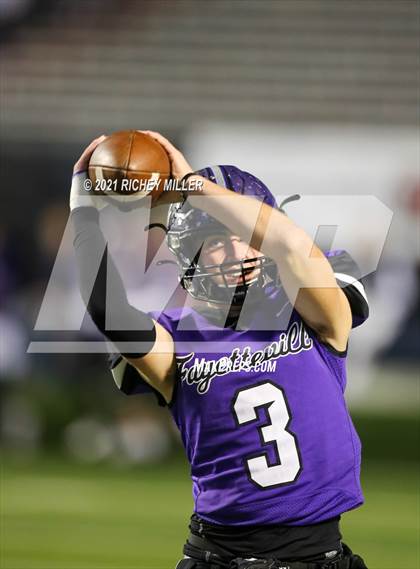 Thumbnail 2 in Bryant vs. Fayetteville (AAA 7A Final) photogallery.