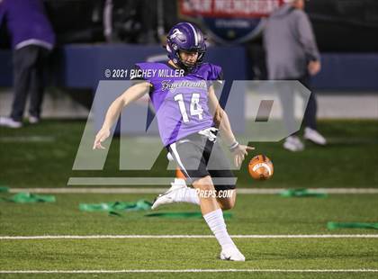 Thumbnail 1 in Bryant vs. Fayetteville (AAA 7A Final) photogallery.