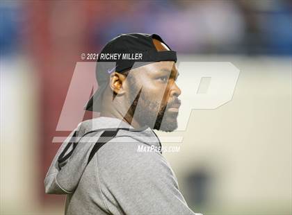 Thumbnail 2 in Bryant vs. Fayetteville (AAA 7A Final) photogallery.