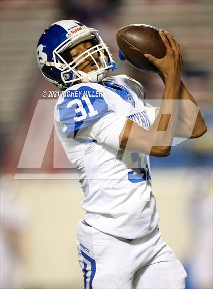 Thumbnail 3 in Bryant vs. Fayetteville (AAA 7A Final) photogallery.