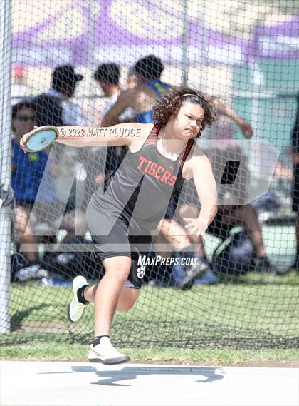 Thumbnail 3 in Kennedy Invitational (Discus) photogallery.