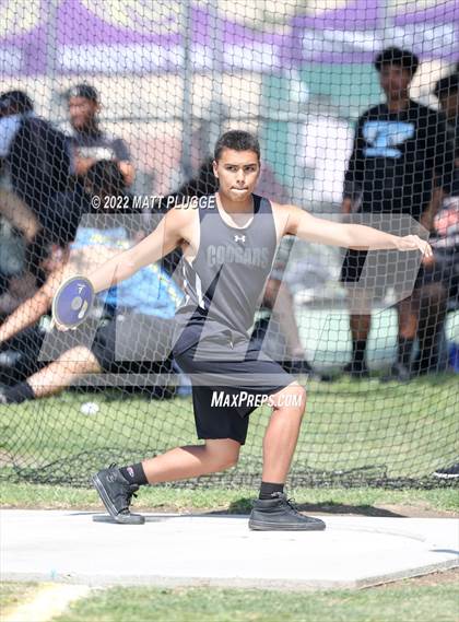 Thumbnail 2 in Kennedy Invitational (Discus) photogallery.
