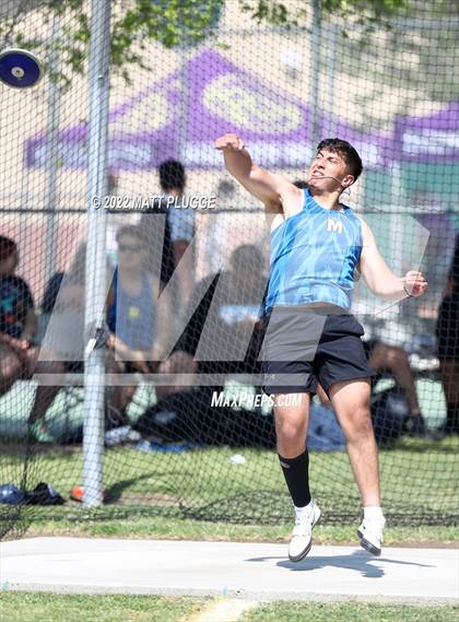Thumbnail 3 in Kennedy Invitational (Discus) photogallery.