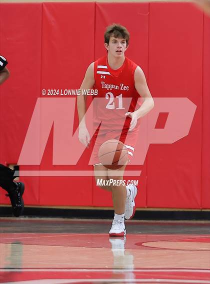 Thumbnail 2 in Tappan Zee vs Somers (3rd Annual Dom Narcisco Memorial Foundation Invitational) photogallery.