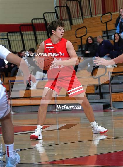 Thumbnail 3 in Tappan Zee vs Somers (3rd Annual Dom Narcisco Memorial Foundation Invitational) photogallery.