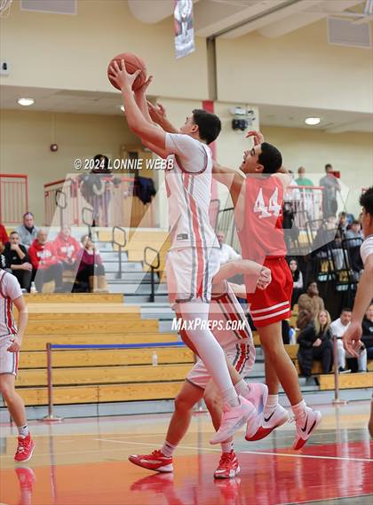 Thumbnail 1 in Tappan Zee vs Somers (3rd Annual Dom Narcisco Memorial Foundation Invitational) photogallery.