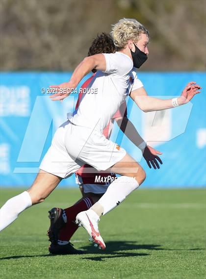 Thumbnail 3 in Charlotte Catholic vs. Marvin Ridge (OrthoCarolina Sportsplex) photogallery.