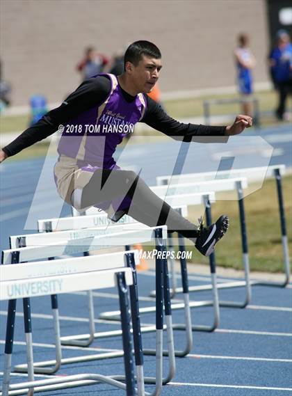 Thumbnail 1 in Bulldog Invitational photogallery.