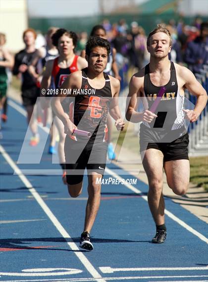 Thumbnail 2 in Bulldog Invitational photogallery.
