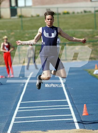Thumbnail 3 in Bulldog Invitational photogallery.