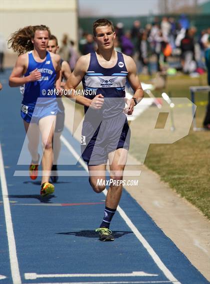 Thumbnail 3 in Bulldog Invitational photogallery.
